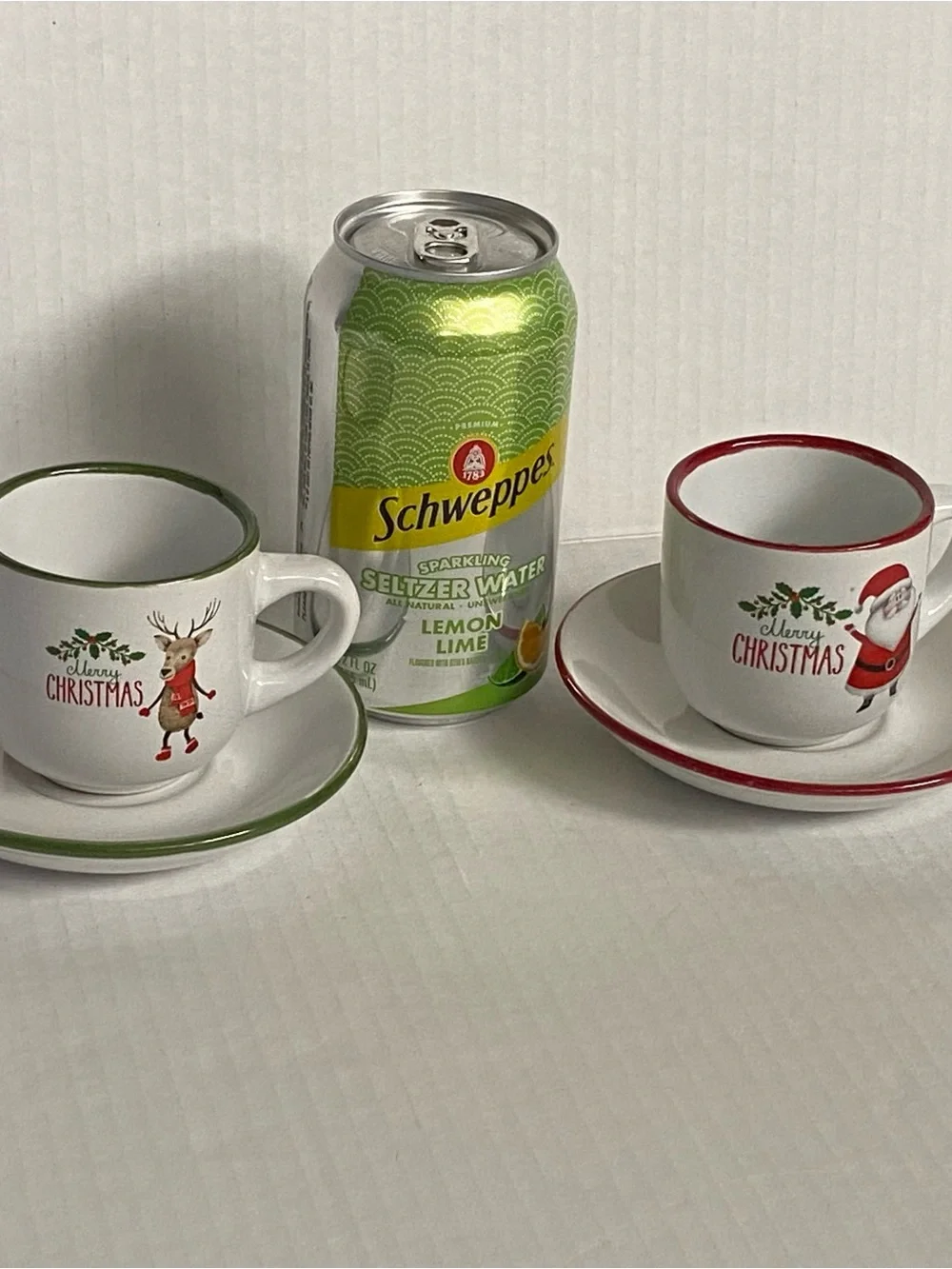 Christmas Cappuccino Mug 2 Cup And Saucer Sets Red Green Santa Reindeer Bruntmor